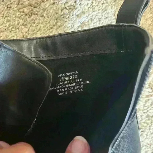 Vince Camuto Corvina Moto Biker Black Leather Bootie Studded Straps Size 7.5 - Picture 8 of 8